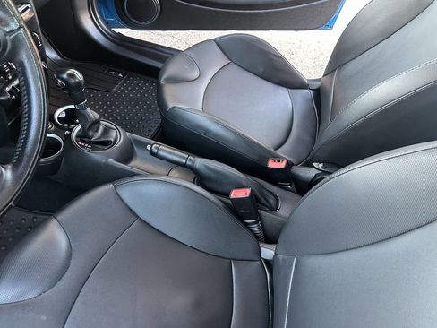 Used 2011 MINI Cooper S image 16