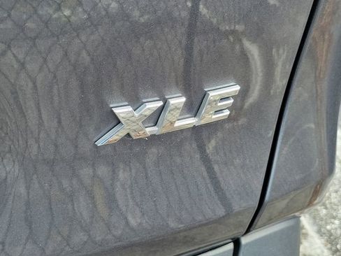 Used 2025 Toyota RAV4 XLE image 5