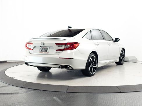 Used 2022 Honda Accord Sport image 10