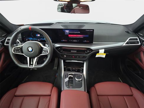 Used 2025 BMW 440i xDrive Coupe w/ Premium Package image 13