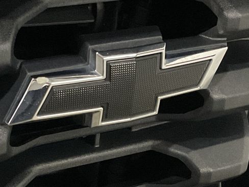 Used 2021 Chevrolet Silverado 1500 Custom w/ Rally Edition AWD/4WD image 6