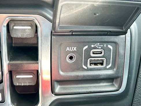 Used 2022 Jeep Wrangler Unlimited Sport AWD/4WD image 27
