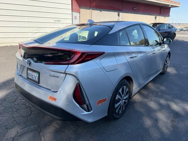 Used 2020 Toyota Prius Prime Limited FWD image 4