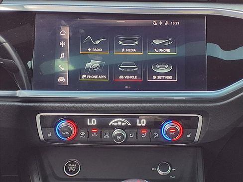 Used 2022 Audi Q3 2.0T Premium Plus w/ Premium Plus Package image 23