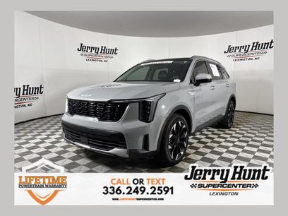 Used 2025 Kia Sorento EX w/ Panoramic Sunroof Package