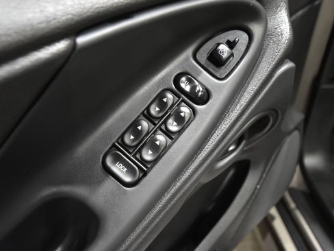 Used 2001 Ford Mustang GT RWD image 20