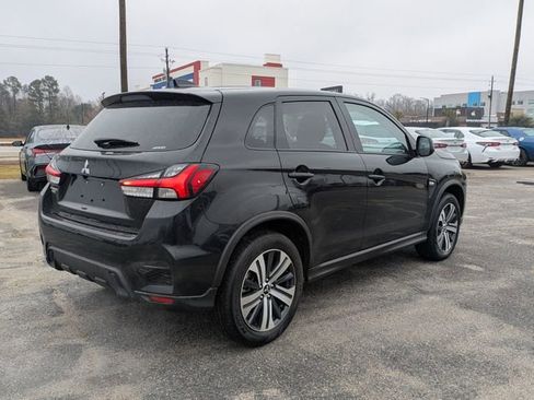 Used 2025 Mitsubishi Outlander Sport ES image 3