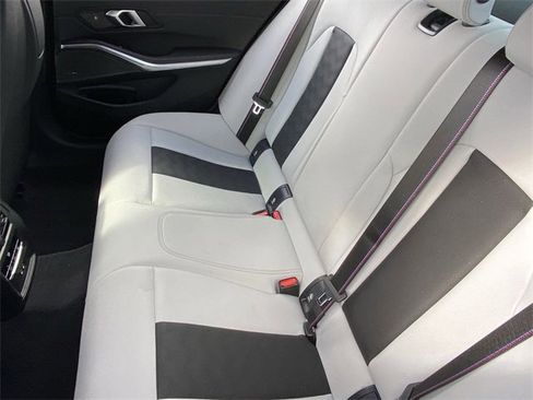 Used 2024 BMW M3 Competition w/ Executive Package image 18