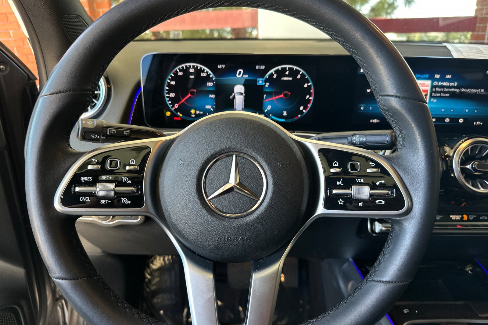 Used 2022 Mercedes-Benz GLB 250 4MATIC image 28