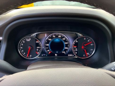 Used 2019 GMC Acadia Denali w/ Technology Package AWD/4WD image 25