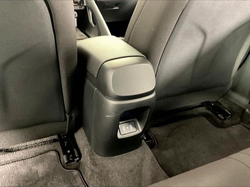 Used 2025 Hyundai Elantra Sport FWD image 10