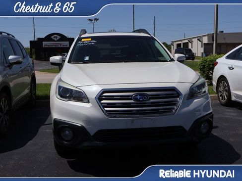 Used 2015 Subaru Outback 2.5i Premium image 6