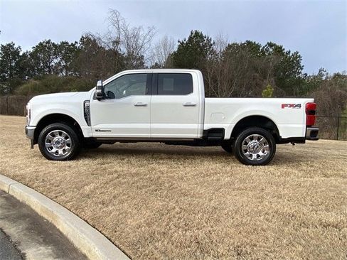 Used 2024 Ford F250 Lariat w/ Lariat Ultimate Package image 42