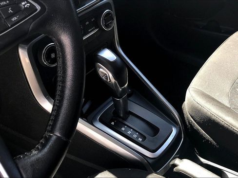 Used 2018 Ford EcoSport SE w/ SE Convenience Package image 14