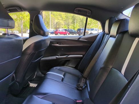 Used 2026 Toyota Camry SE w/ Convenience Package FWD image 13