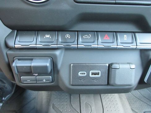 Certified 2026 Chevrolet Silverado 1500 Custom w/ Turbomax Blackout Package AWD/4WD image 30