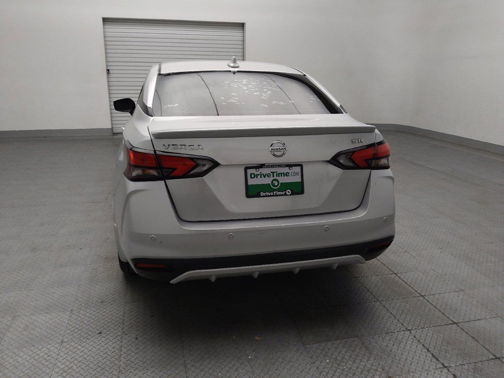 Used 2020 Nissan Versa SR FWD image 6