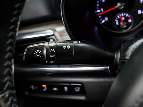 Used 2022 Kia Telluride EX w/ EX Premium Package FWD image 41
