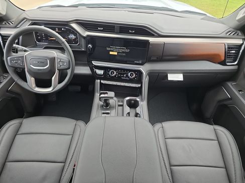 New 2026 GMC Sierra 1500 Denali w/ Technology Package AWD/4WD image 9