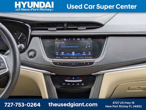 Used 2018 Cadillac XT5 FWD w/ LPO, Wheel Lock Package image 21