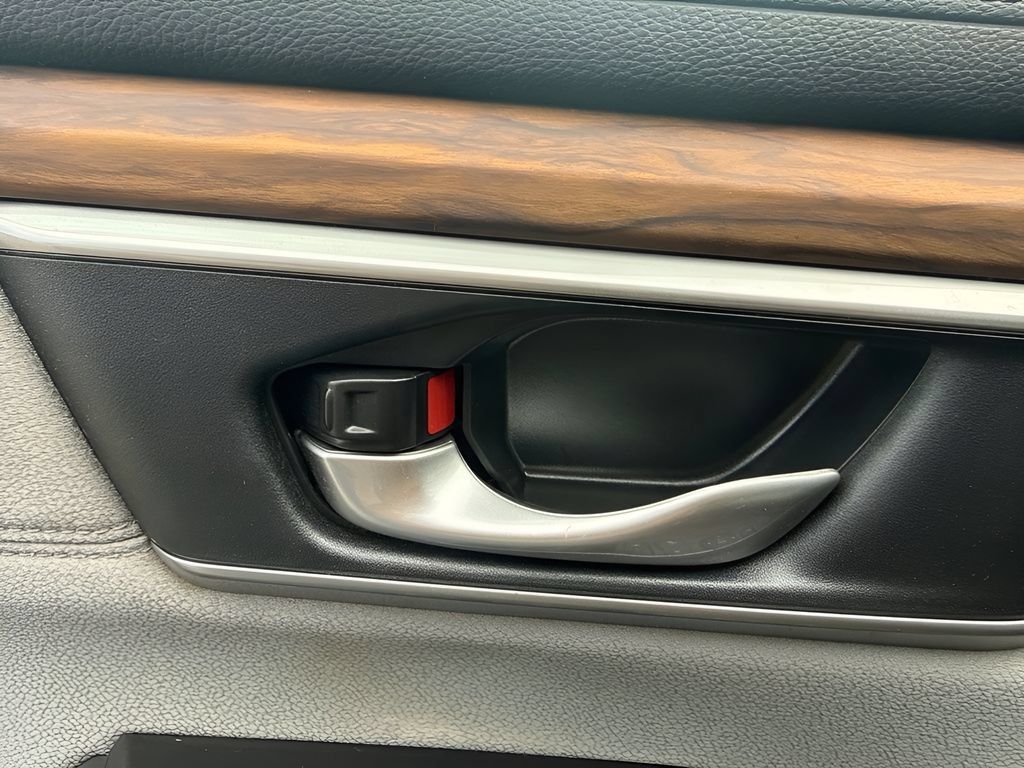 Used 2018 Honda CR-V EX image 12