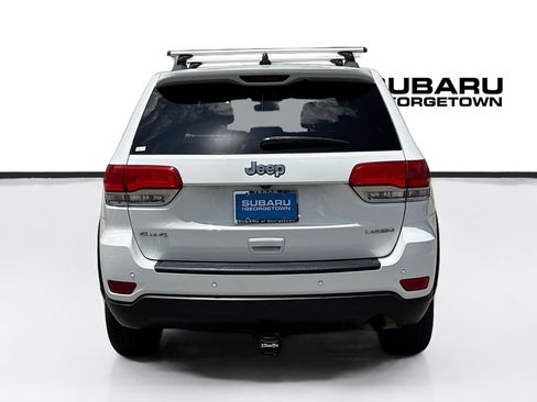 Used 2018 Jeep Grand Cherokee Laredo AWD/4WD image 6
