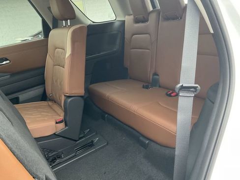 New 2026 Nissan Pathfinder Platinum w/ Cargo Package image 29