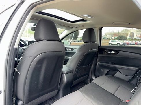 Used 2019 Kia Forte S w/ S Premium Package image 28