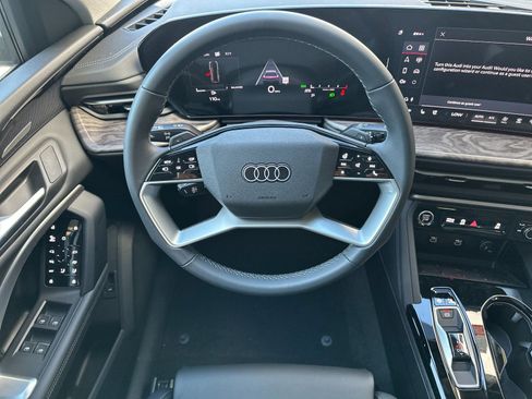New 2025 Audi Q5 Premium Plus AWD/4WD image 11