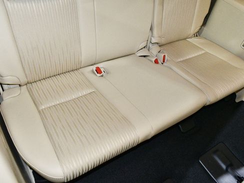 Used 2015 Toyota Highlander Plus image 24