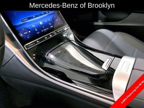 Certified 2025 Mercedes-Benz C 300 4MATIC Sedan image 18