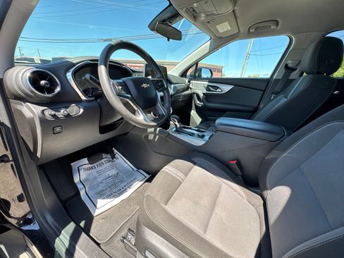 Used 2025 Chevrolet Blazer LT FWD image 14