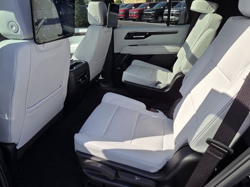 New 2026 Chevrolet Tahoe Premier image 7