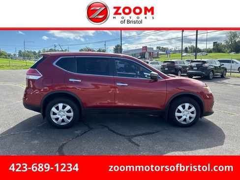 Used 2015 Nissan Rogue S AWD/4WD image 1