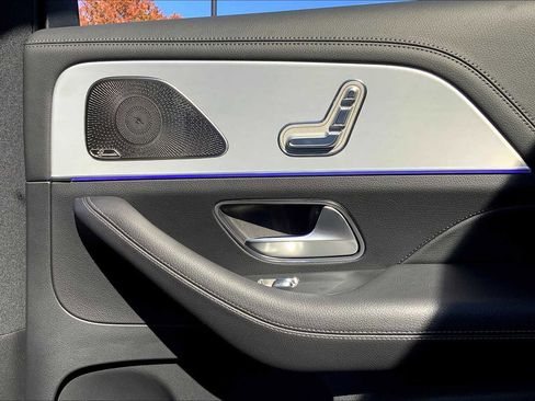 Used 2026 Mercedes-Benz GLE 450 4MATIC image 23