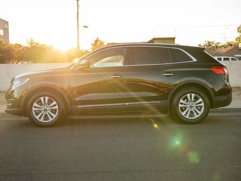 Used 2017 Lincoln MKX Reserve image 2