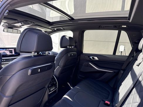 Used 2024 BMW X5 xDrive40i image 35