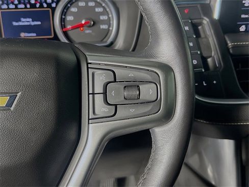 Used 2021 Chevrolet Tahoe Premier w/ Premium Package image 17