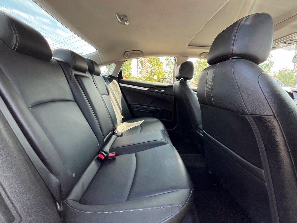 Used 2018 Honda Civic EX-L image 31