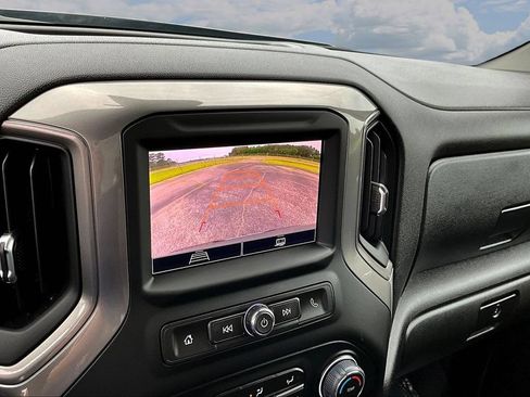 Used 2026 Chevrolet Silverado 1500 Custom AWD/4WD image 17