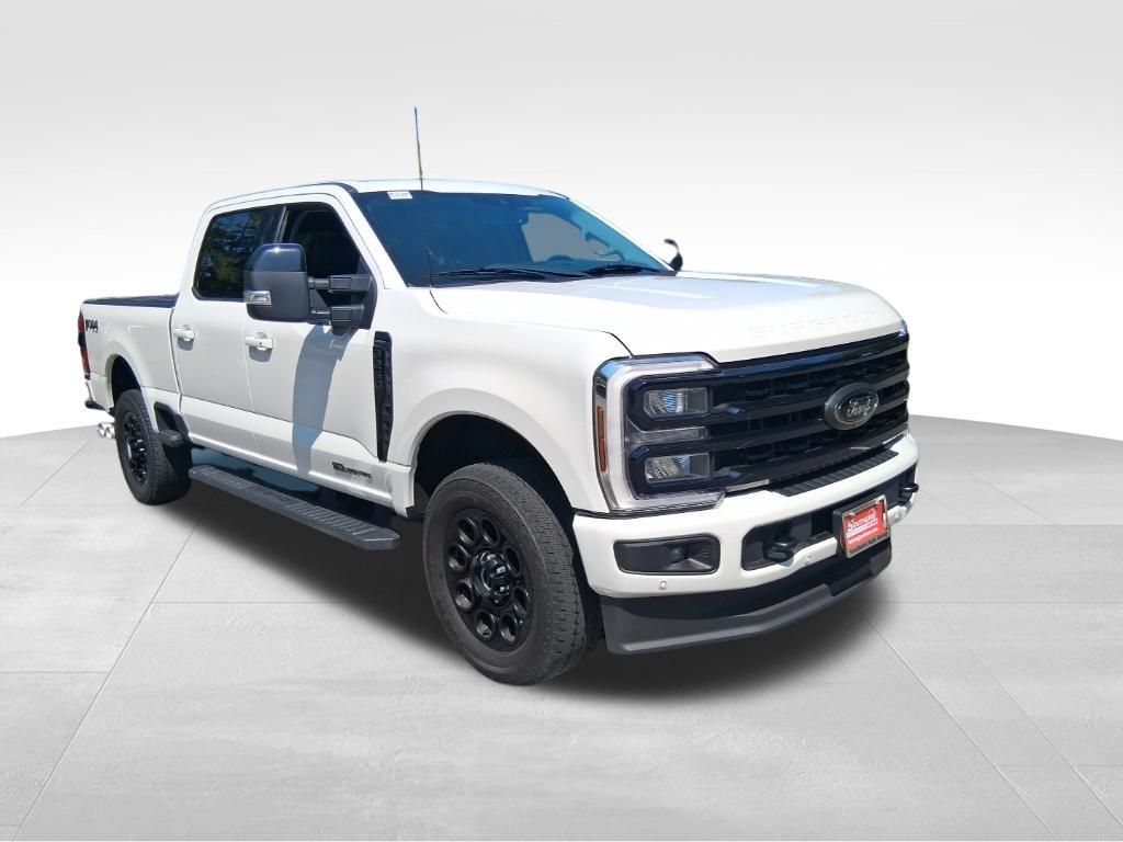Used 2024 Ford F250 Lariat w/ Lariat Ultimate Package AWD/4WD image 3