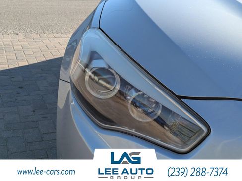 Used 2016 Kia Cadenza Premium image 8
