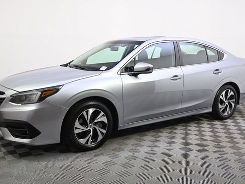 Used 2022 Subaru Legacy Premium AWD/4WD image 2