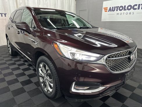 Used 2021 Buick Enclave Avenir w/ Avenir Technology Package image 2