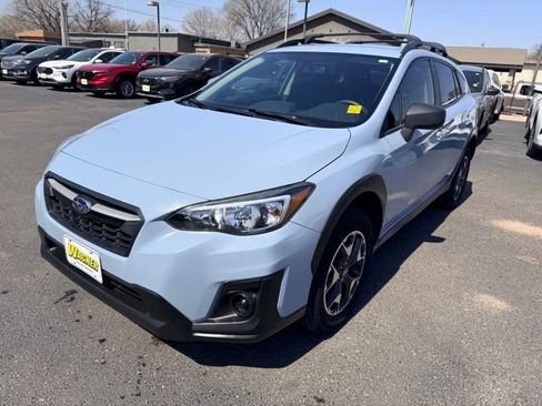 Used 2019 Subaru Crosstrek 2.0i image 7