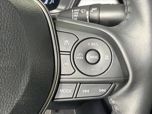 Used 2026 Toyota Corolla SE FWD image 25