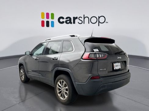 Used 2019 Jeep Cherokee Latitude Plus w/ Comfort/Convenience Group AWD/4WD image 3