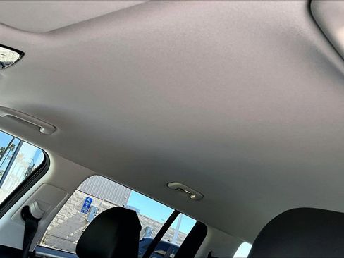 Certified 2025 Hyundai Santa Fe SEL image 12