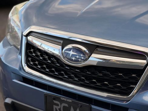 Used 2015 Subaru Forester 2.5i Limited AWD/4WD image 9