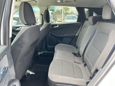 Used 2021 Ford Escape SE FWD image 13